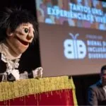 Boneco Carlão apresentador