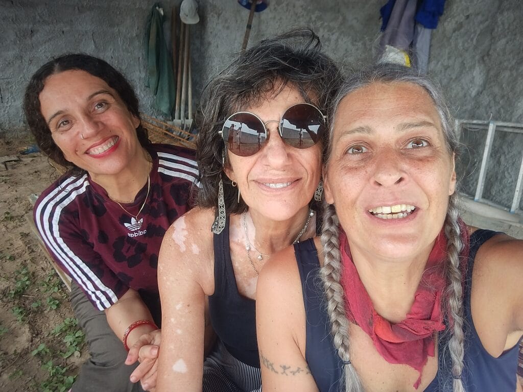 Paula e Marla Barreto com Beth Bado
